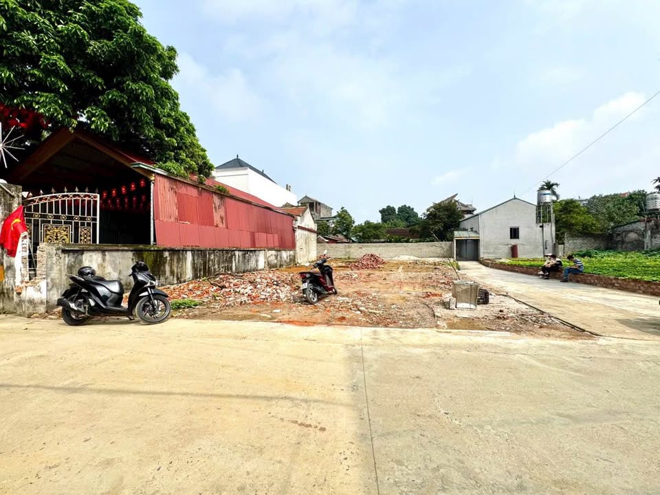 Đất nền Chương Mỹ 122m² Sổ đỏ chính chủ