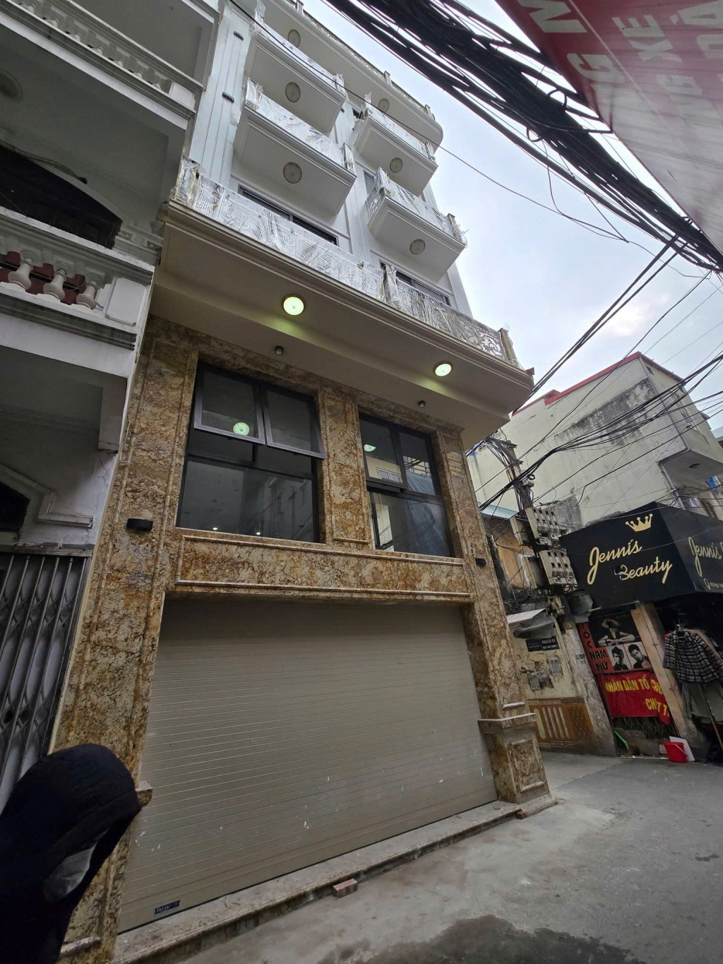 Nhà Lô Góc 5 Tầng Thang Máy 60m² - Kinh Doanh Sầm Uất Hàm Nghi, Nam Từ Liêm