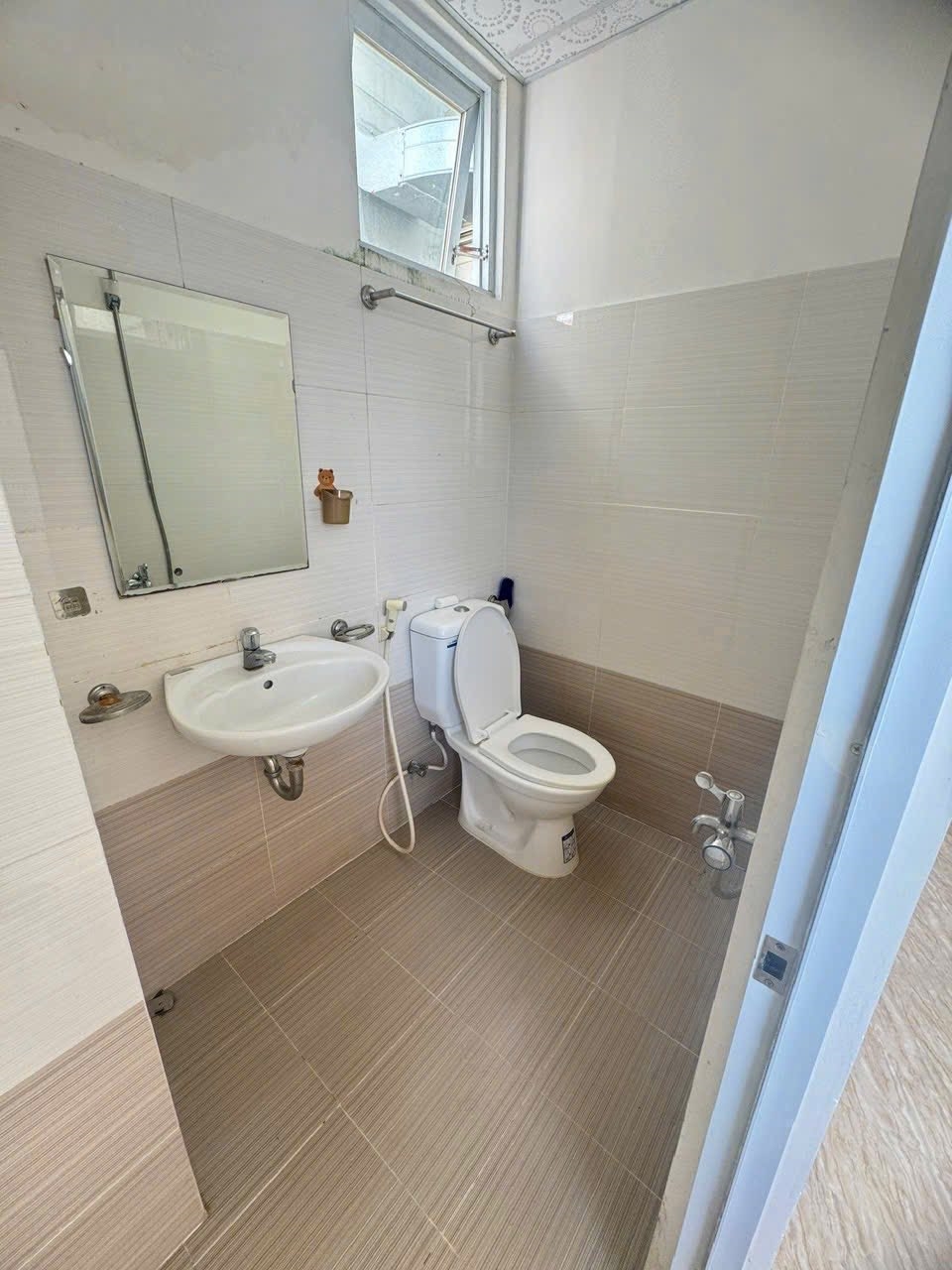 Căn hộ Chung cư Hoàng Quân Bắc Nha Trang 57m² giá 2.25 tỷ - Căn góc hiếm có!