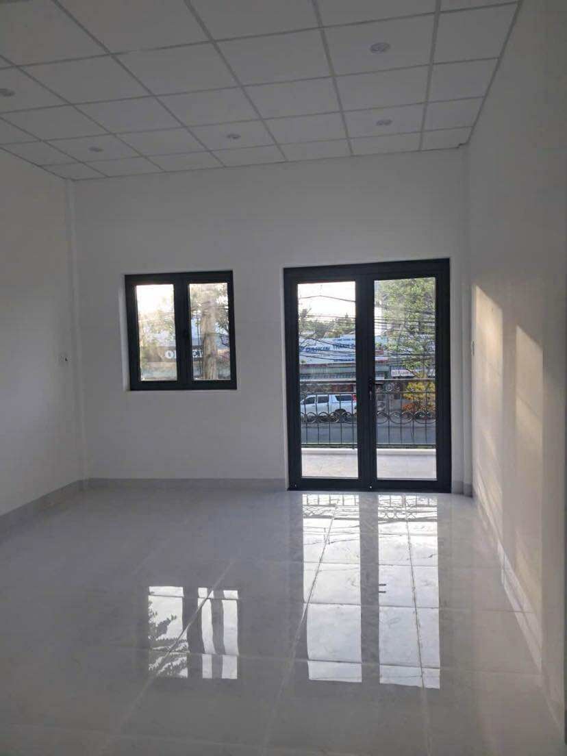 Nhà Trệt Lầu Mới Xây Mặt Tiền Đường Rộng - Bình Thủy, Cần Thơ - 7 Triệu/Tháng