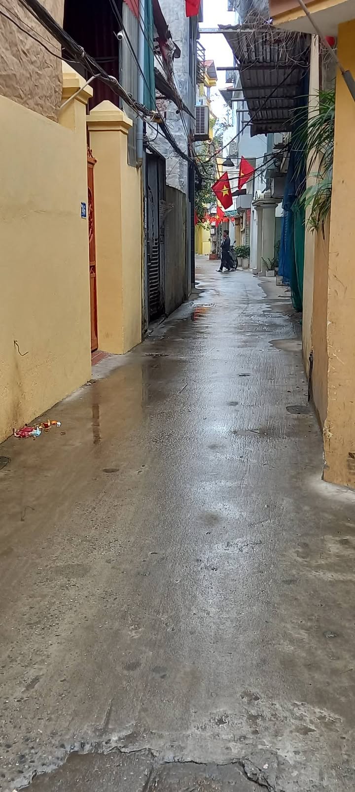 Nhà 33m² x 4 Tầng Hoàng Hoa Thám, Ba Đình - Giá 8 Tỷ Sẵn Ở