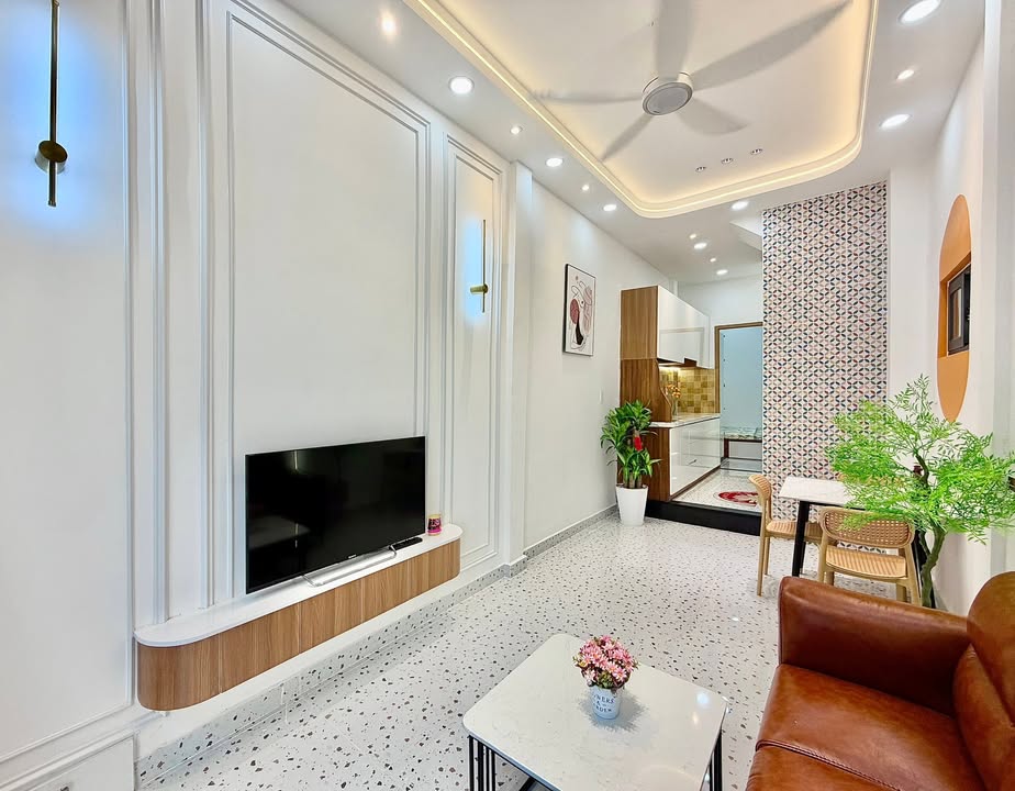 Nhà riêng Huỳnh Văn Bánh, Phú Nhuận 56m² - Vị trí đẹp, kế bên Quận 1!