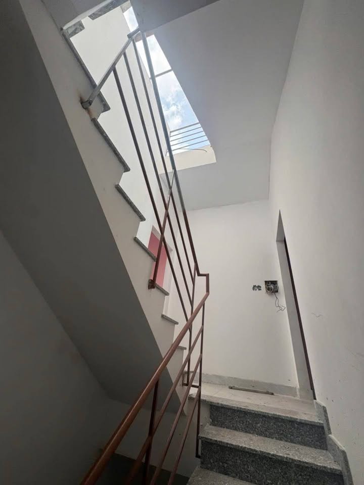 Nhà 36m² 3 Lầu, 4PN Ngay Chợ Tân Hương, Tân Phú - 4.25 Tỷ