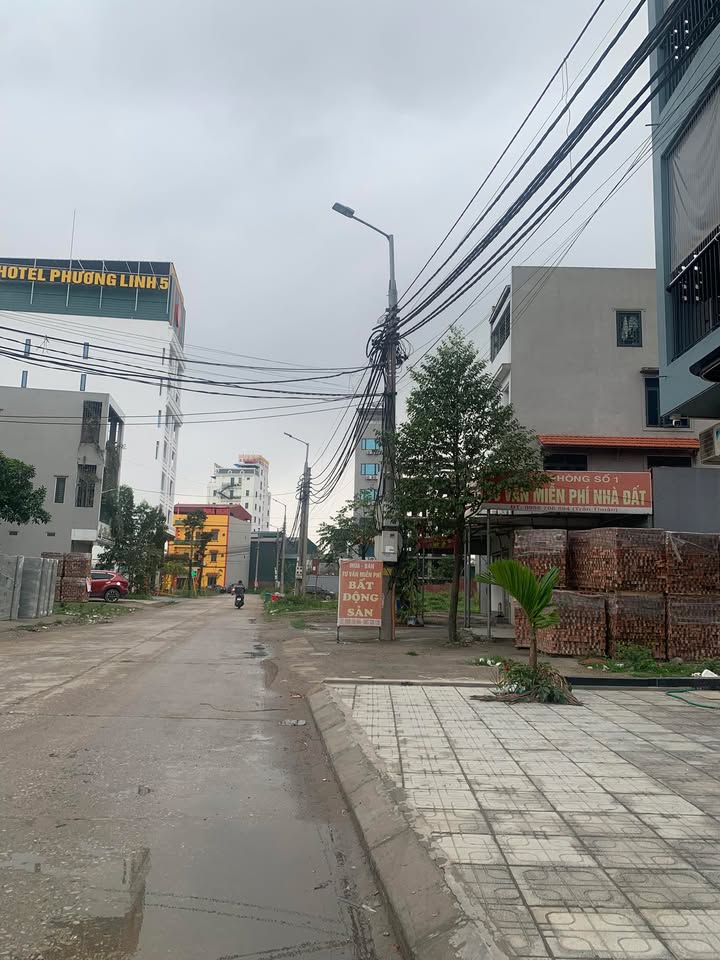 Nhà Phố Quang Châu 72m² - Mặt Tiền Kinh Doanh Hiệu Quả!