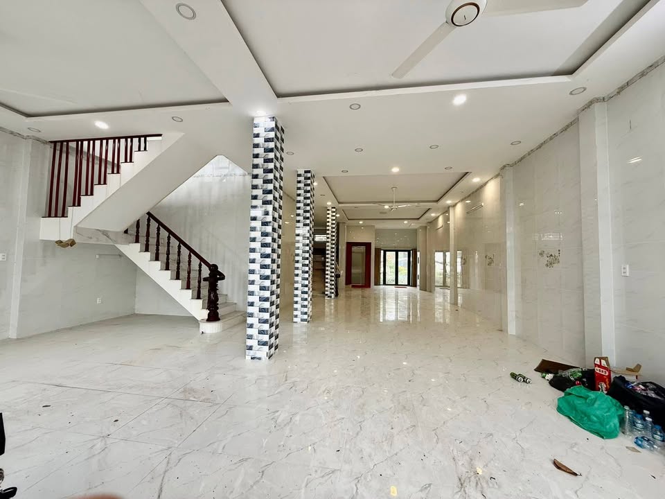 Nhà 2 lầu Tân Mỹ Chánh 22 triệu - Sẵn sàng ở ngay view công viên