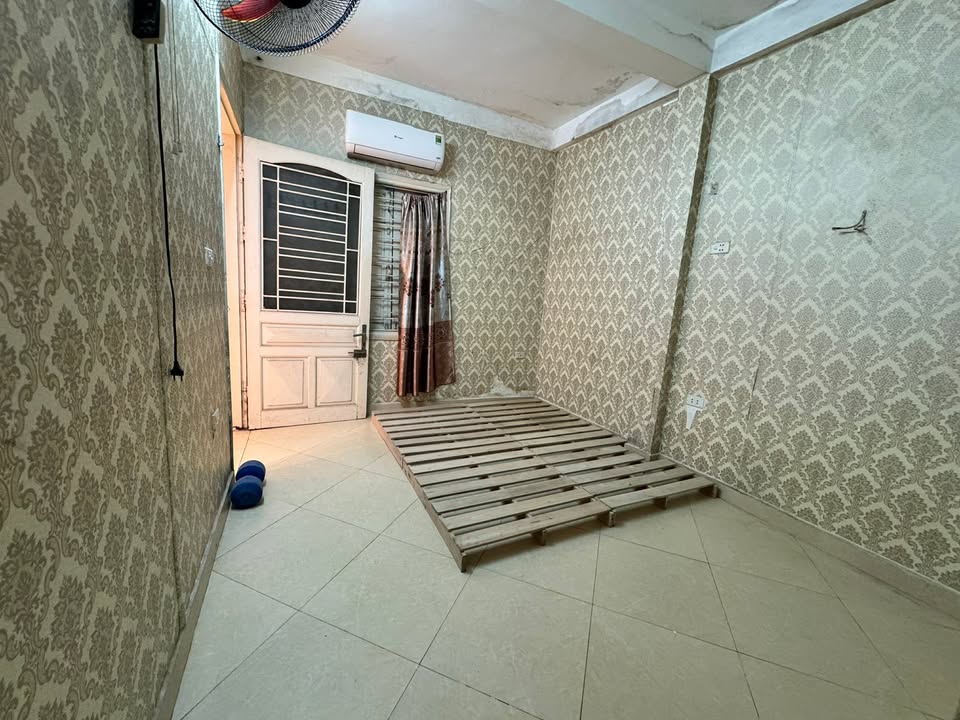 Cho thuê phòng trọ Quan Nhân, Thanh Xuân - 30m², Full nội thất, Sẵn ở ngay!