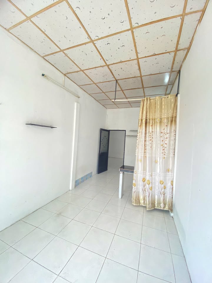 Nhà phố Trần Quốc Toản, Sóc Trăng 2.2 triệu/tháng - Mặt tiền kinh doanh