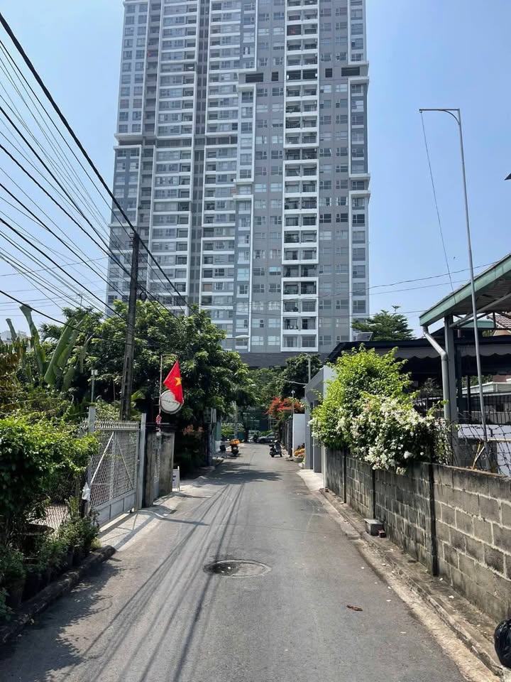 Nhà Phố Happy One Central, Thủ Dầu Một - 165m² Giá 6.4 Tỷ, Sổ Hồng Hoàn Công