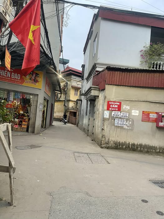 Nhà 3 Tầng Phường Giáp Bát, Hoàng Mai - 40m², 6 Tỷ, Sổ Đỏ Chính Chủ