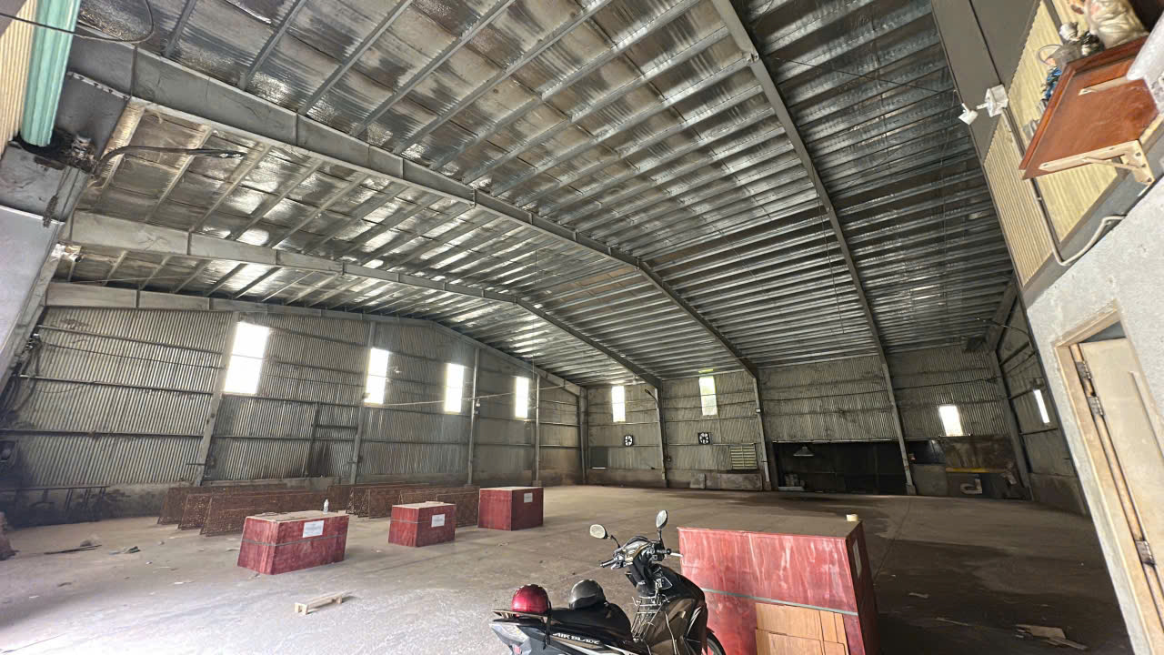 Bán Gấp Nhà Xưởng 1235m² Hố Nai, Đồng Nai - 2 Mặt Tiền, SKC