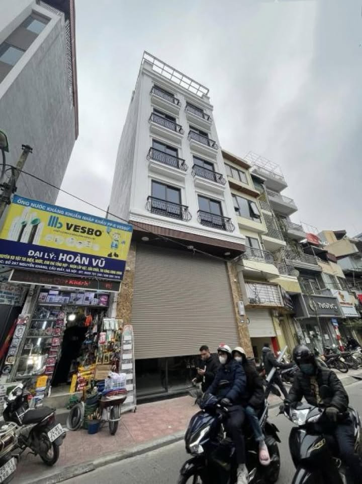 Nhà Phố Nguyễn Khang 80m² - Dòng Tiền 75 Triệu/Tháng, Mặt Tiền Kinh Doanh!