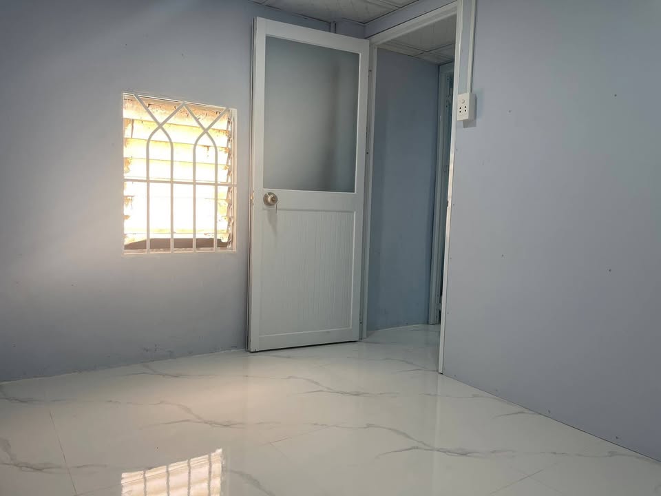 Nhà Nguyên Căn 27m² Gần Gigamail Thủ Đức - Giá 6 Triệu/Tháng