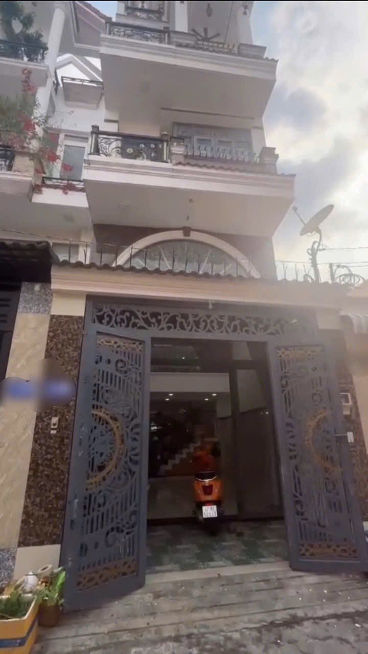 Nhà nguyên căn P.9 Gò Vấp 85m² - Ô tô vào tận nhà, sẵn sàng ở!