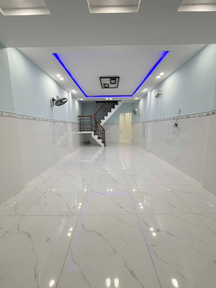 Nhà Nguyên Căn Gò Vấp 72m² Giá 8 Triệu - Sẵn Sàng Cho Gia Đình