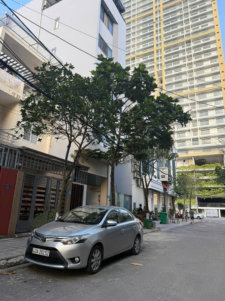 Đất nền Lê Thước, Sơn Trà 90m² - Sổ đỏ chính chủ, tặng nhà 3 tầng!