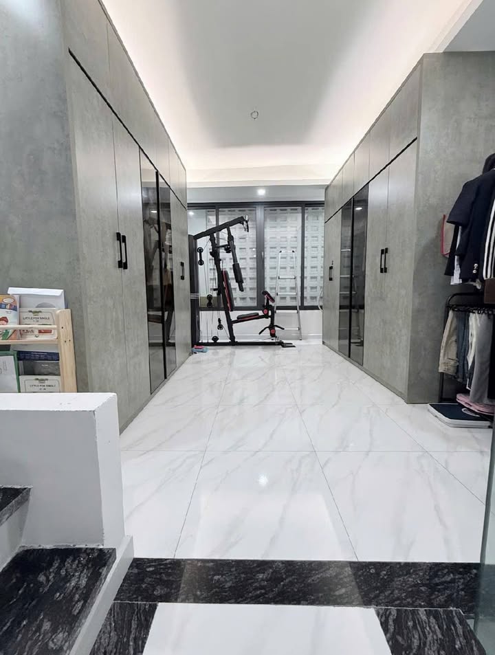 Nhà 55m² 6 tầng, Thang Máy - Việt Hưng, Long Biên - Sẵn Sàng Vào Ở Ngay!