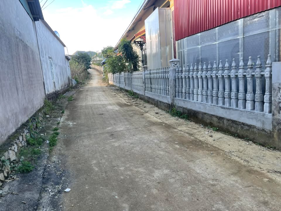 Đất Lô Góc 100m² Thị Trấn Nông Trường Mộc Châu - Giá 1.xx Tỷ