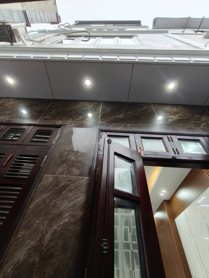 Nhà 42m² 5 Tầng Kiến Hưng, Hà Đông - Sân Xe Riêng, Sát Công Viên 365