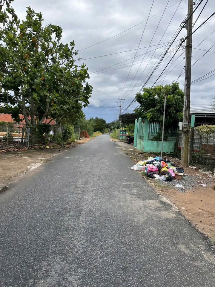 Bán gấp nền 150m² Nguyễn Viết Xuân, Vị Thanh - Giá lỗ 395 triệu