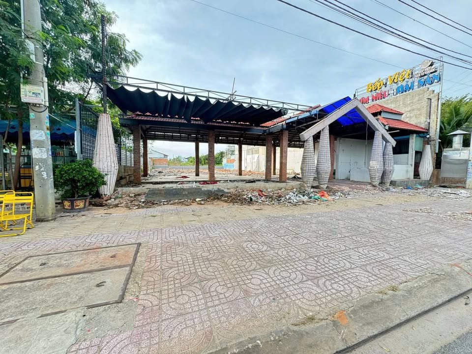 StoreForRent Đại Lộ Hùng Vương Phan Thiết 980m² 55tr - Mặt tiền kinh doanh