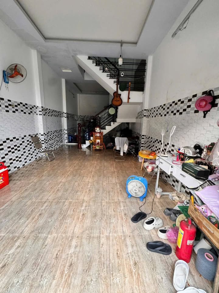 Nhà Cho Thuê Hẻm Tải Phú Thọ Hoà, Tân Phú 44m² - Giá 9 Triệu/Tháng