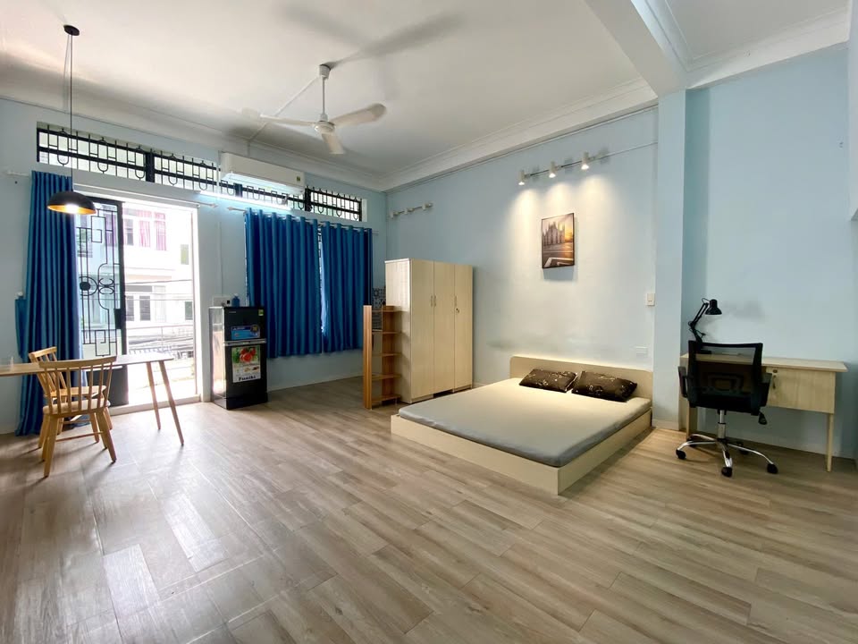 Cho thuê Căn hộ Studio Nguyễn Minh Hoàng, Tân Bình - Full Nội Thất, Ban Công