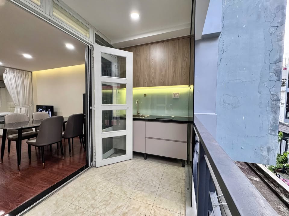 Studio Ban Công Thoáng Mát - Thoại Ngọc Hầu, Tân Phú - Giá Tốt