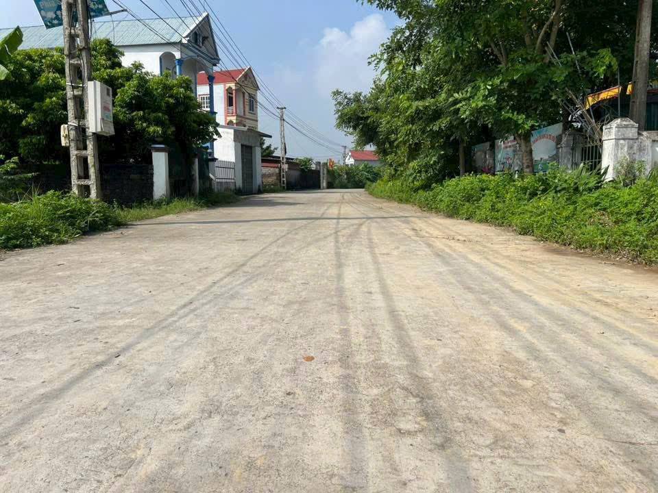 Đất Nền 146m² Tân Sơn, Kim Bôi - Sổ Đỏ Full Thổ Cư, Hướng Đông Nam Giá 1.6 Tỷ