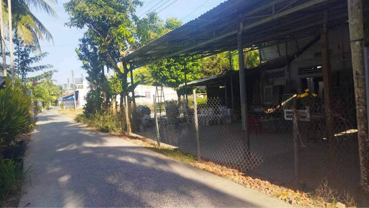 Bán Gấp Nhà Mặt Tiền Đường Đan Ô Tô 690m² Giá 650 Triệu Tại Cầu Kè, Trà Vinh