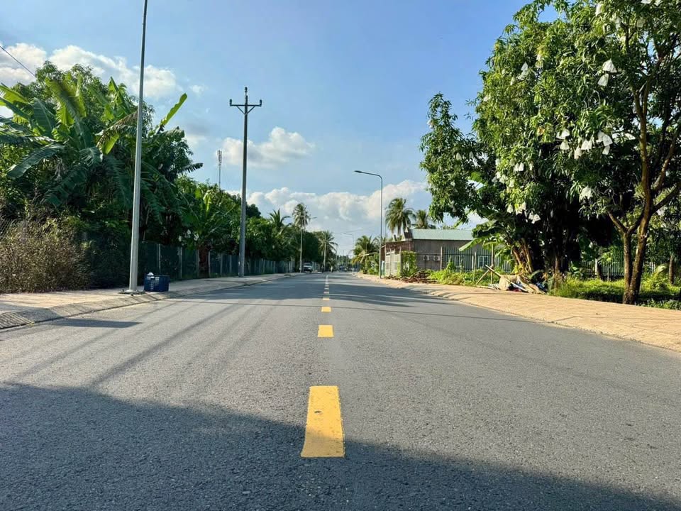 Bán Nền Đất 108m² Đường Nguyễn Hữu Kiến, Cao Lãnh - Sổ Hồng Sẵn Sàng