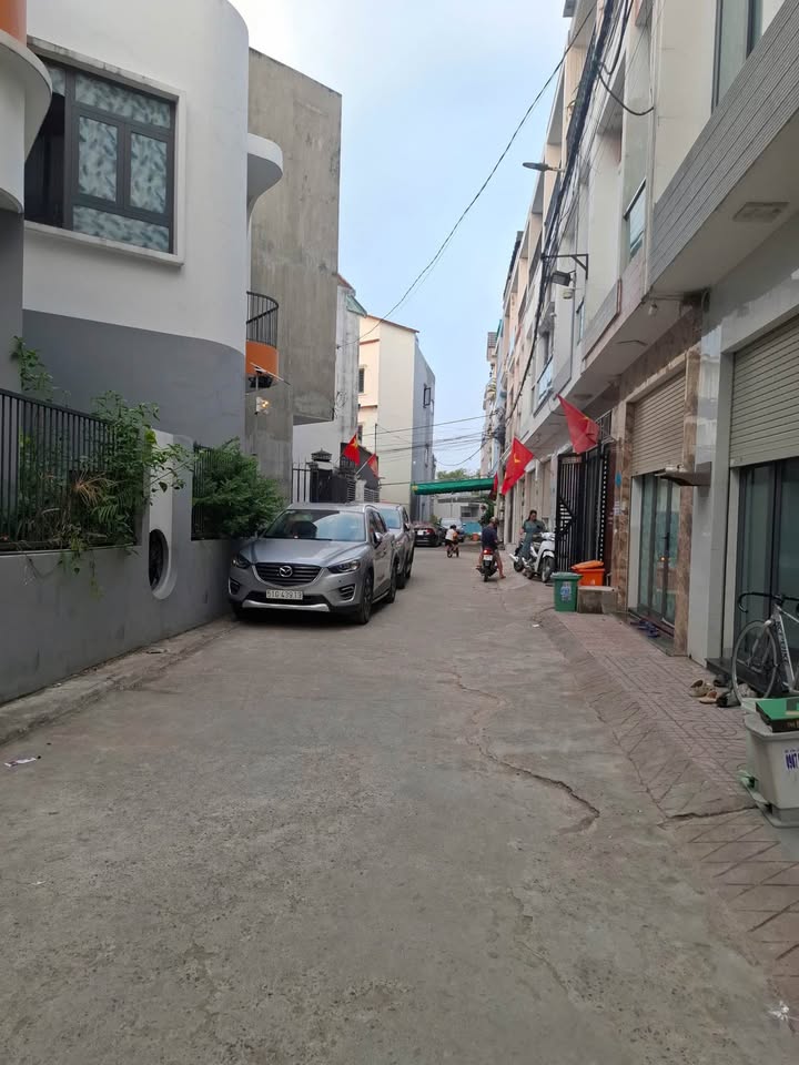 Nhà riêng Phường Bửu Hòa, Biên Hòa 100m² - Ô tô vào tận nhà!