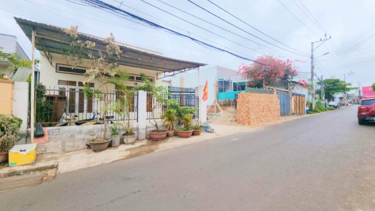 Đất Vàng Buôn Ma Thuột - Mặt Tiền Hoàng Thế Thiện, 125m², Sổ Đỏ 4.55 Tỷ