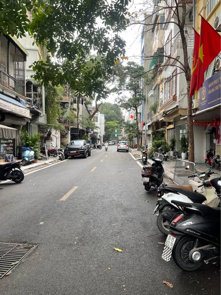 Bán Đất Vàng 43m² Nguyễn Công Trứ, Hai Bà Trưng - Ô Tô Đỗ Cửa, 12 Tỷ