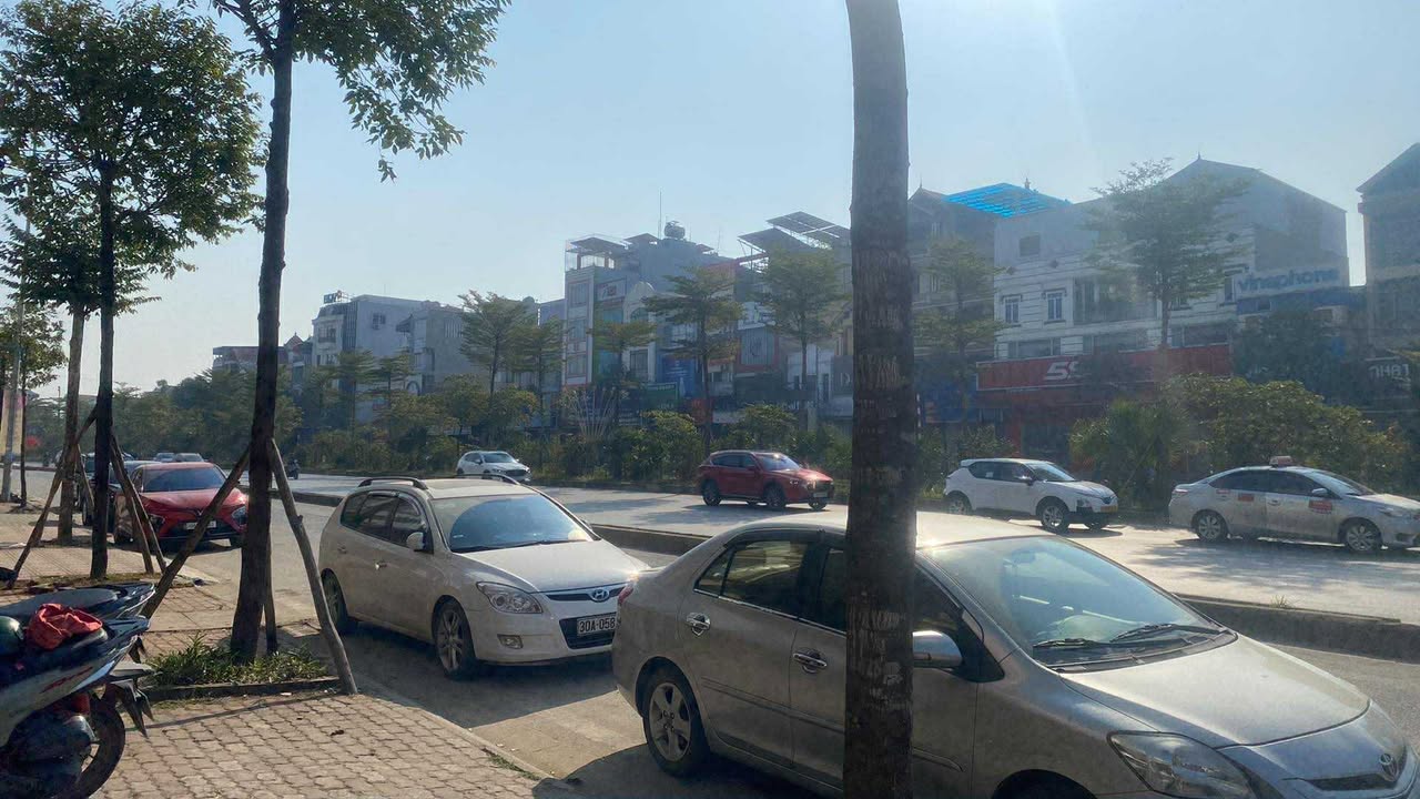 Mặt Bằng Kinh Doanh Mặt Tiền QL6 Chương Mỹ - 7 Triệu/Tháng