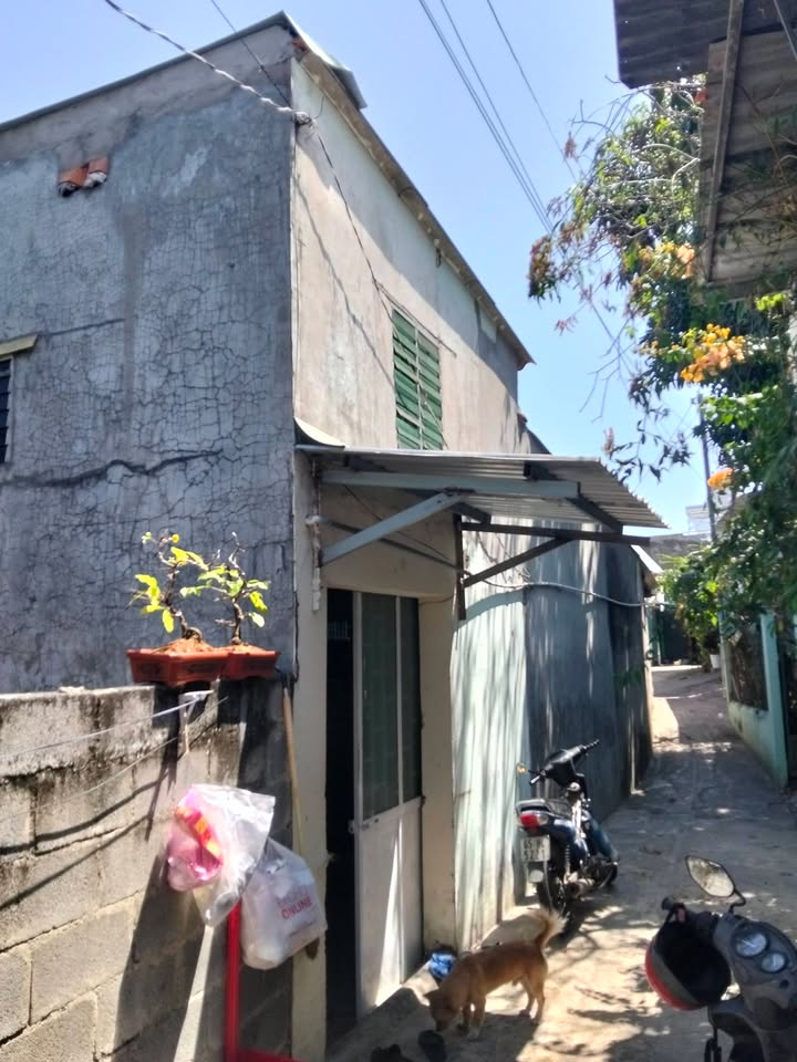Nhà cấp 4 gác lửng 60m² Hẻm Hùng Vương, Phan Thiết - Sổ chung 550 triệu