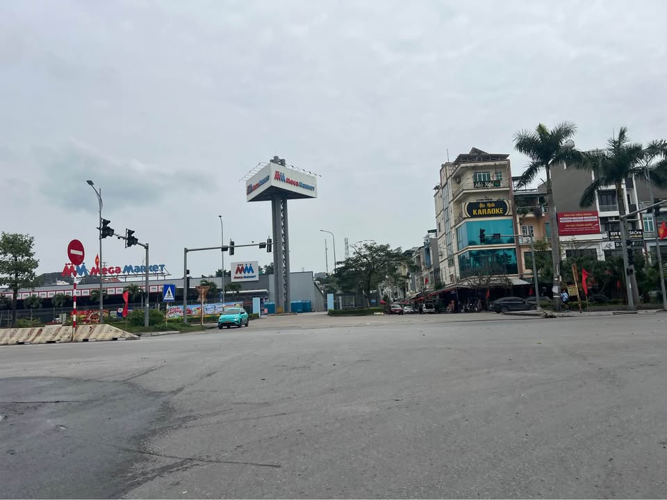 Đất nền Hạ Long 82m² giá 1.6 tỷ - Đường to ô tô