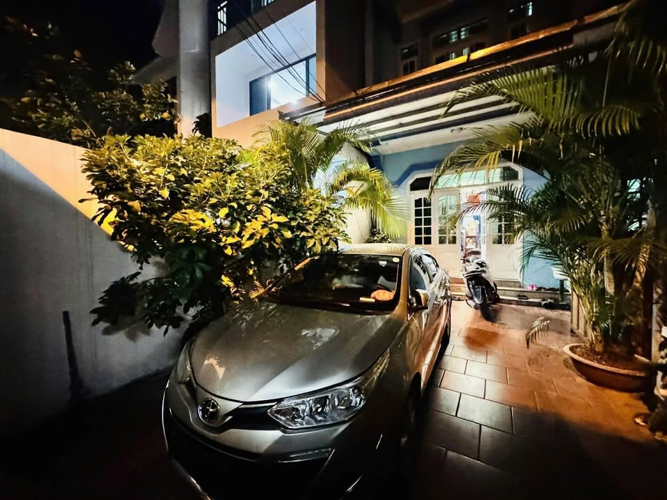 Nhà Riêng Bồ Đề, Long Biên 125m² - Ô tô vào tận nhà, Sẵn sàng giao dịch!