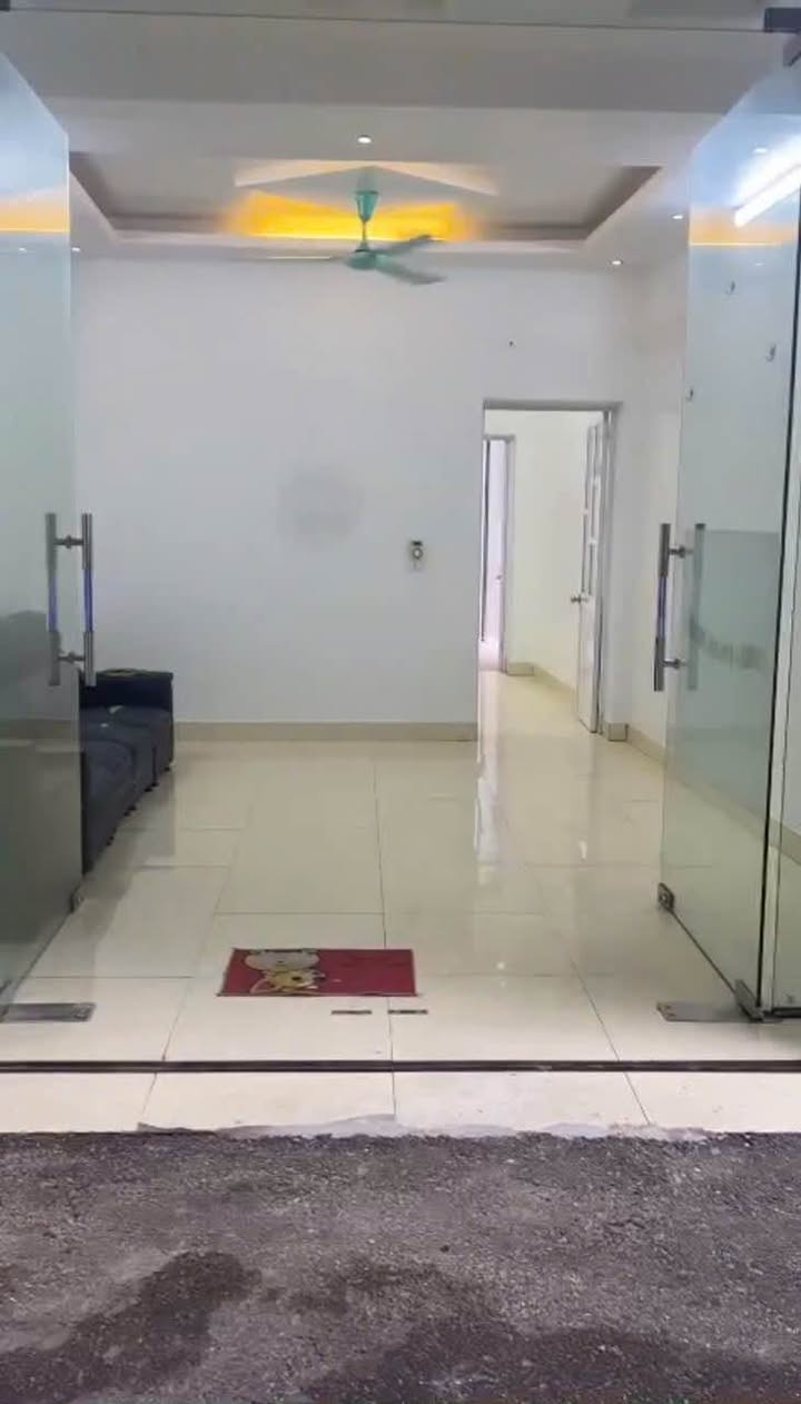 Nhà Mặt Tiền Nguyễn Văn Cừ, Bắc Giang - 74m², Vị Trí Đắc Địa