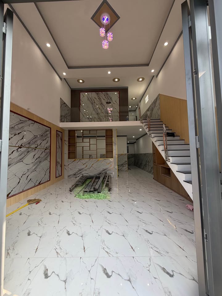 Nhà 60m² Tân Uyên - Sổ Hồng Sẵn - Giá Tốt 1.02 Tỷ