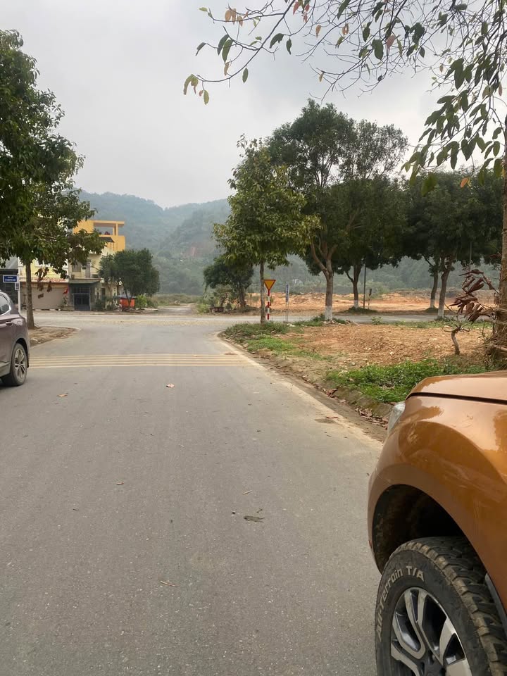 Đất nền Thành phố Lào Cai 336m² - Tiềm năng tăng giá vượt trội!