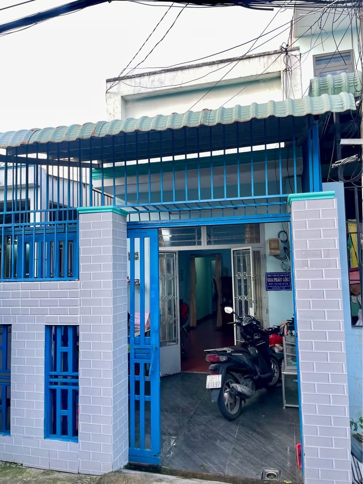 Nhà Hóc Môn 58m² hẻm ô tô - Sổ hồng sẵn, vị trí vàng!