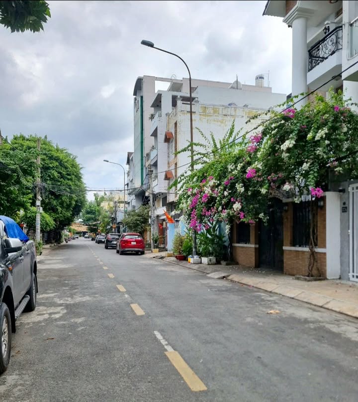 Nhà Mặt Tiền Tân Phú 86m² - Kinh Doanh Đắc Lộc, Giá 7 Tỷ