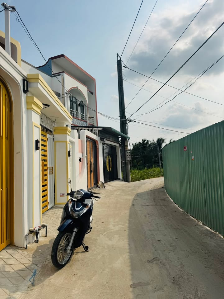 Nhà riêng Mỹ Lộc 96m² giá 2.2 tỷ - Full nội thất, sổ hồng ngay!