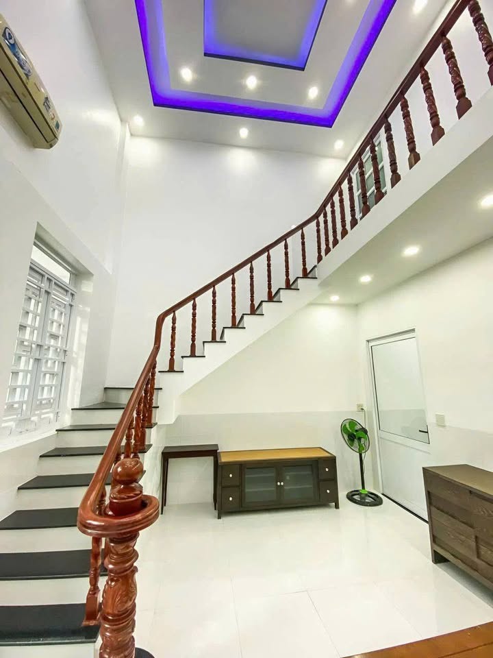 Nhà Trệt Lửng 75m² Ninh Kiều - Full Nội Thất, Gần Chợ An Bình