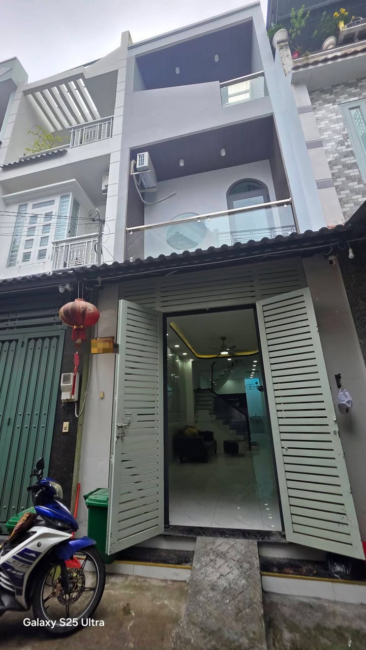 Nhà riêng Trần Thị Cờ Q12 52m² - Hẻm xe tải, sẵn sàng ở ngay!