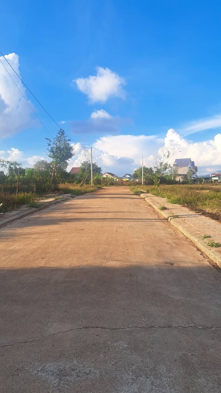 Đất nền Đức Trọng 150m² hơn 1 tỷ - Sổ đỏ chính chủ!