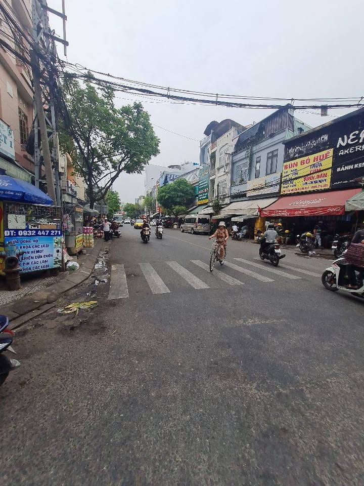 Nhà Lô Góc 5 Tầng Võ Văn Tần, Đà Nẵng - Sát Aeon Mall, Giá 27 Tỷ