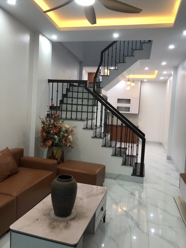 Bán gấp nhà 3 tầng 40m² Nguyễn Thị Duệ, Hải Dương - Giá 2.25 tỷ