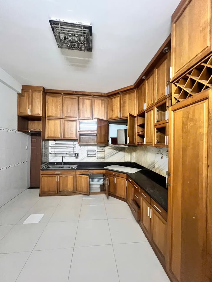 Nhà Mặt Tiền Tôn Đức Thắng Phan Thiết - 100m², Kinh Doanh Đỉnh Cao