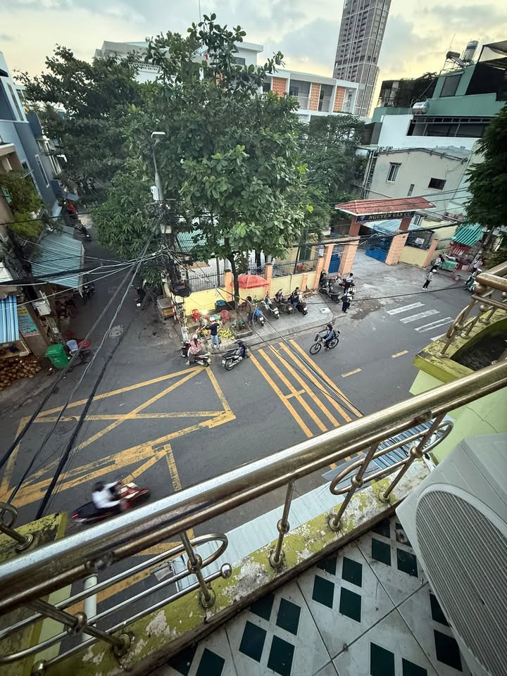 Nhà Phố Lô Góc Nguyễn Duy Hiệu, Sơn Trà 20m² giá 6 tỷ - Mặt tiền kinh doanh